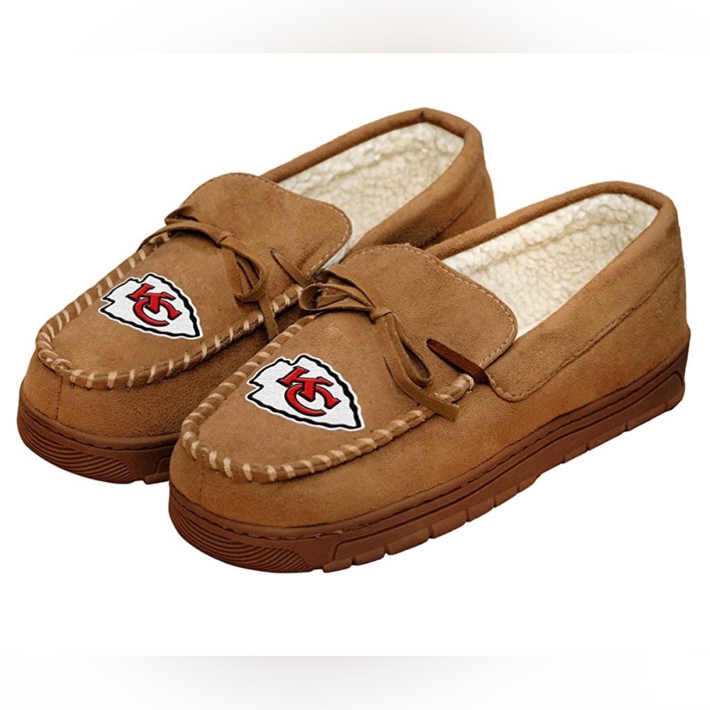FOCO Mens NFL Team Logo Moccasin Slippers